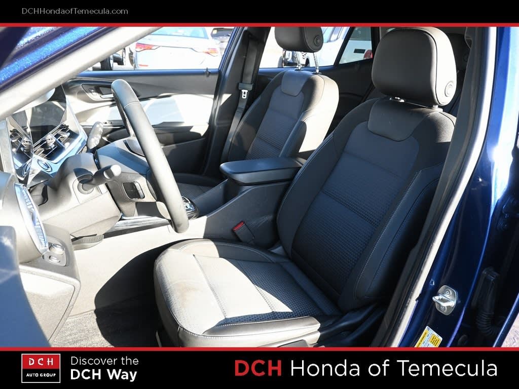 Thumbnail: 2024 Chevrolet Trax - 8