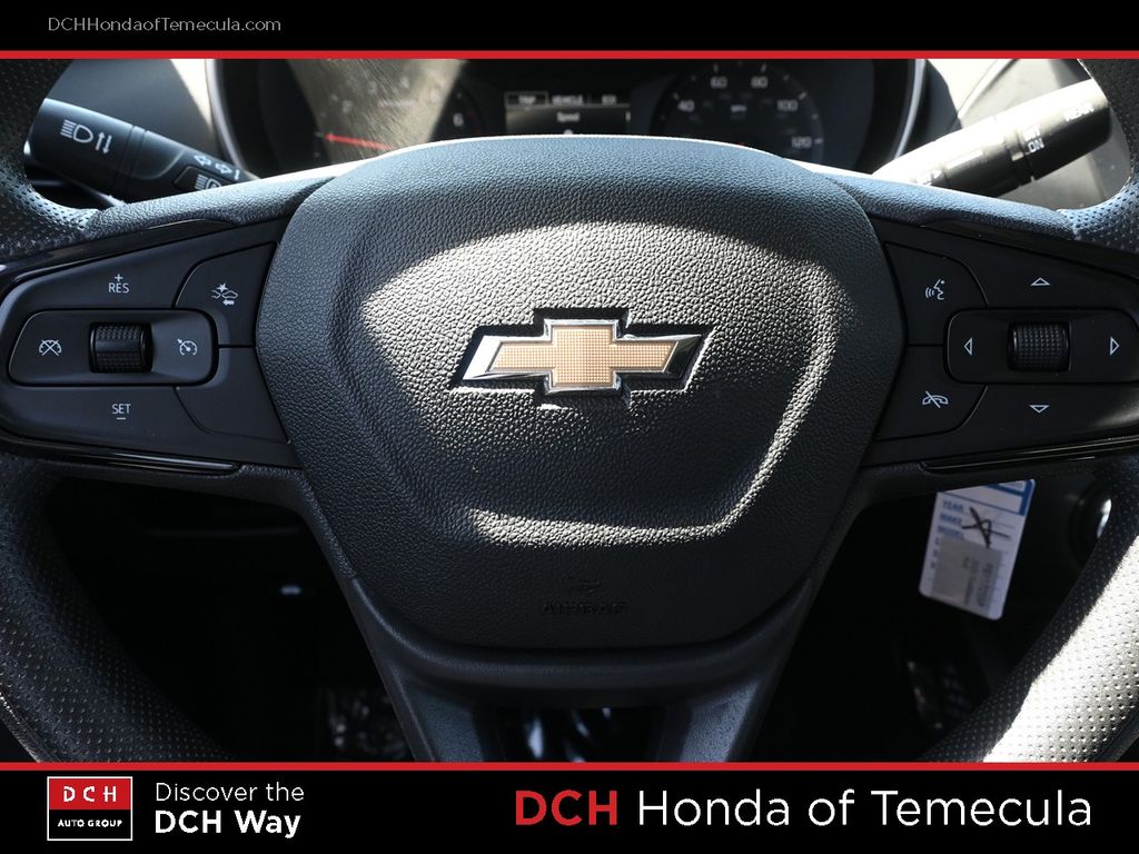 Thumbnail: 2023 Chevrolet TrailBlazer - 18