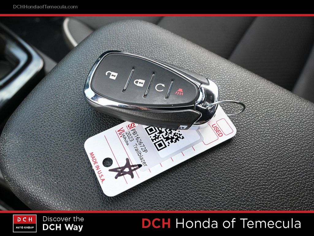 Thumbnail: 2023 Chevrolet TrailBlazer - 15