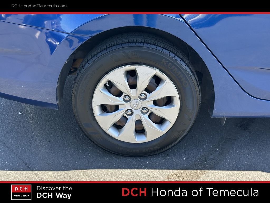 Thumbnail: 2016 Hyundai Accent - 7