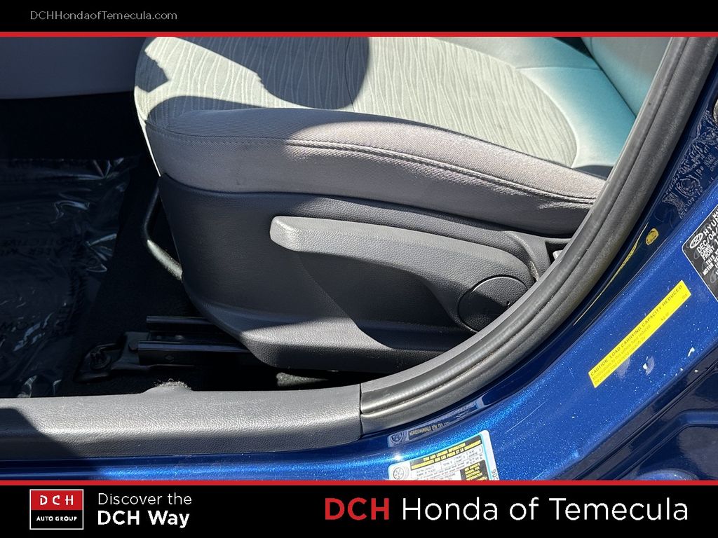 Thumbnail: 2016 Hyundai Accent - 21