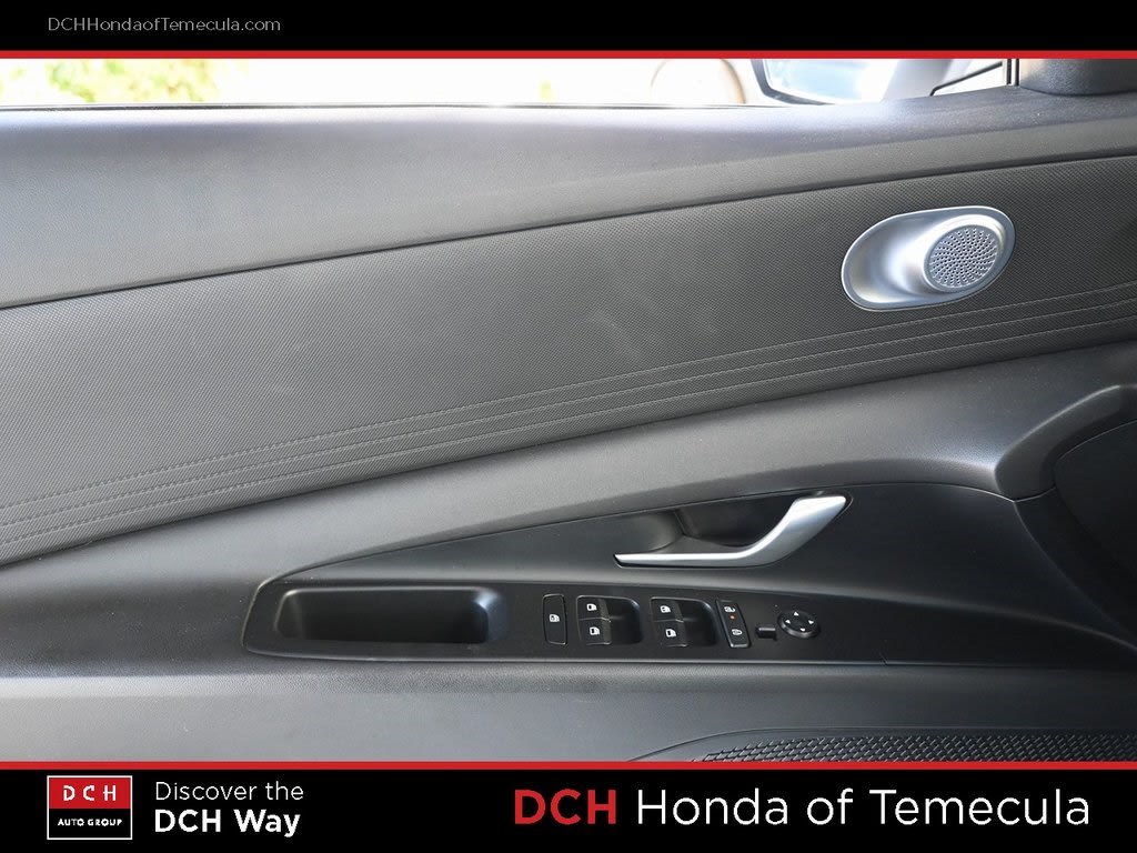 Thumbnail: 2024 Hyundai Elantra - 22