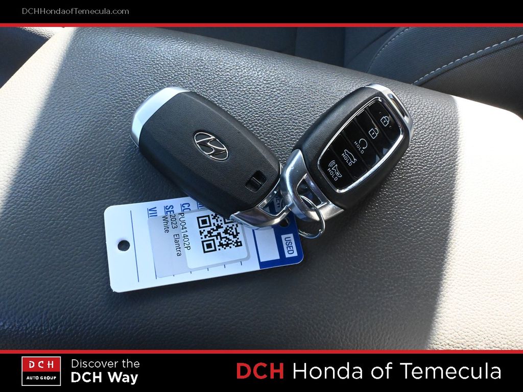 Thumbnail: 2023 Hyundai Elantra - 6