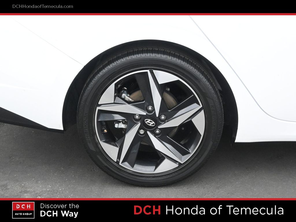 Thumbnail: 2023 Hyundai Elantra - 6