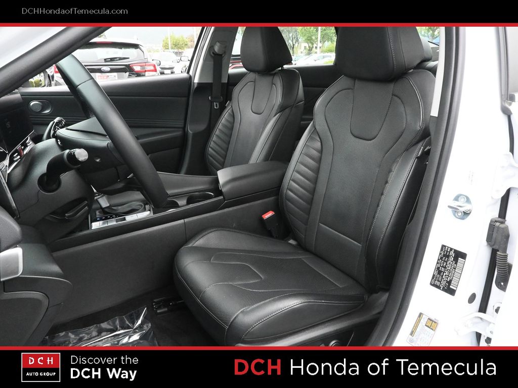 Thumbnail: 2023 Hyundai Elantra - 8