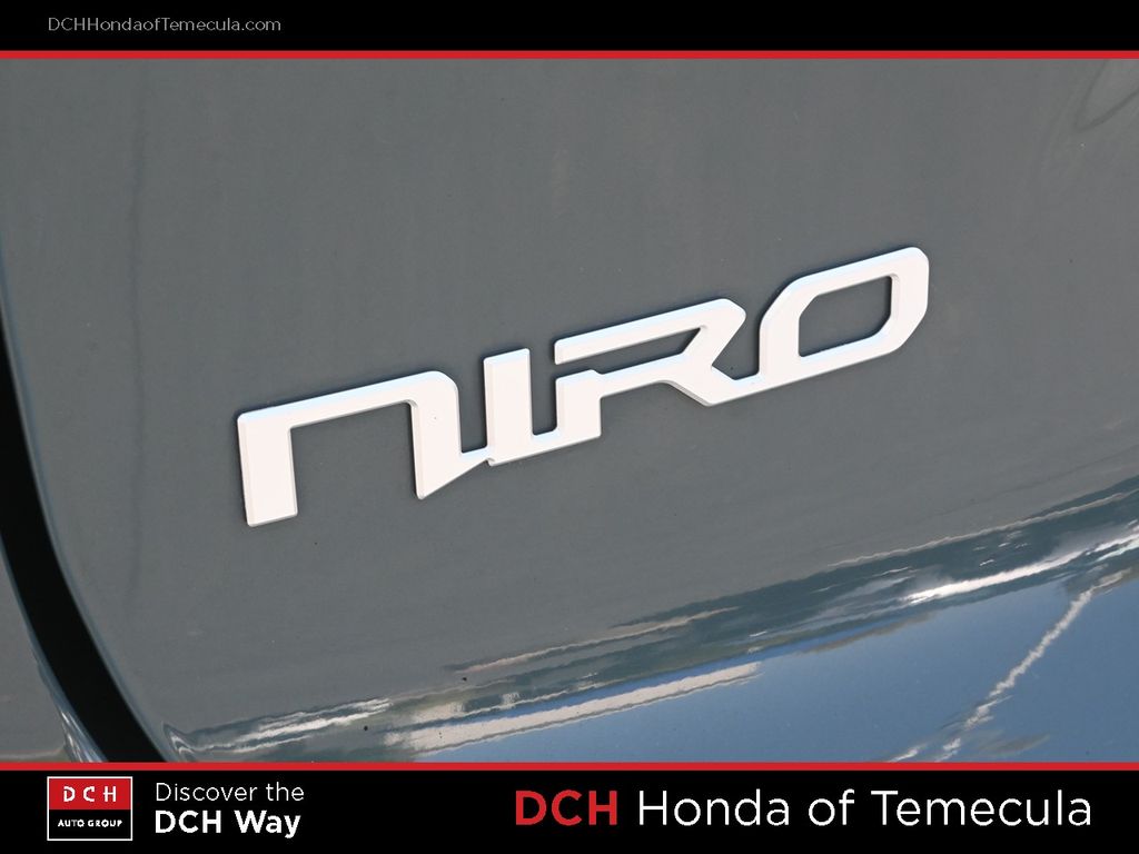 Thumbnail: 2023 Kia Niro - 6