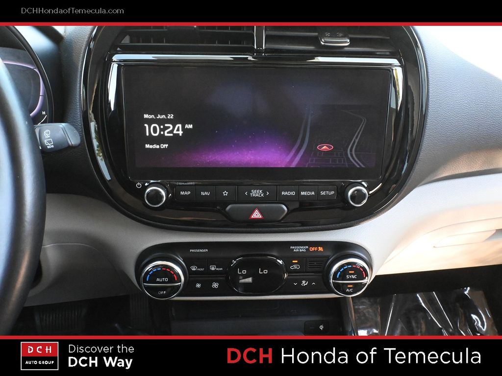 Thumbnail: 2023 Kia Soul - 11