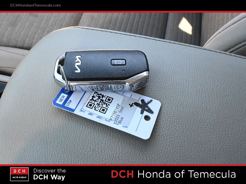 Thumbnail: 2023 Kia Soul - 15