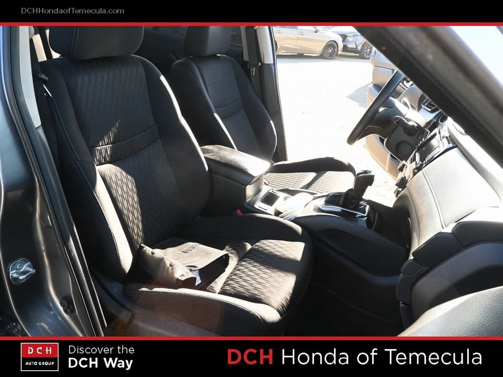 Thumbnail: 2020 Nissan Rogue - 10