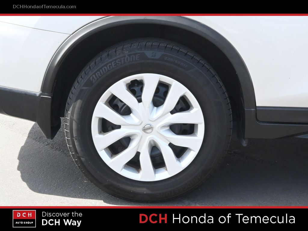 Thumbnail: 2017 Nissan Rogue - 7