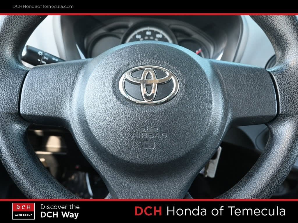 Thumbnail: 2015 Toyota Yaris - 19