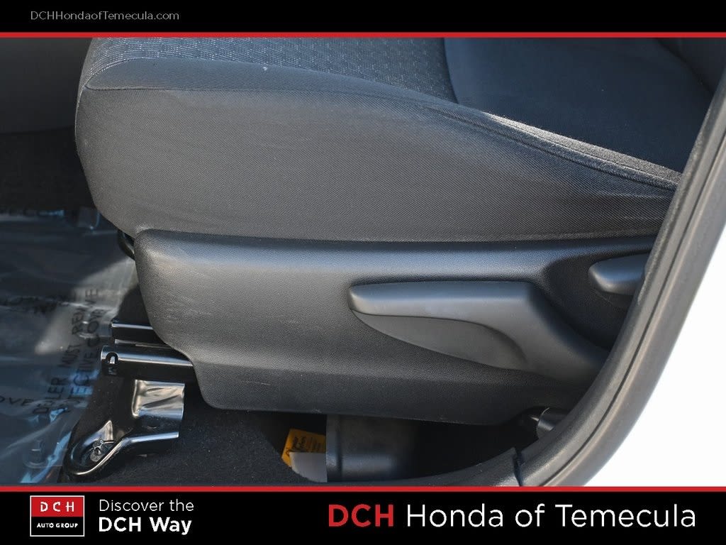 Thumbnail: 2015 Toyota Yaris - 22