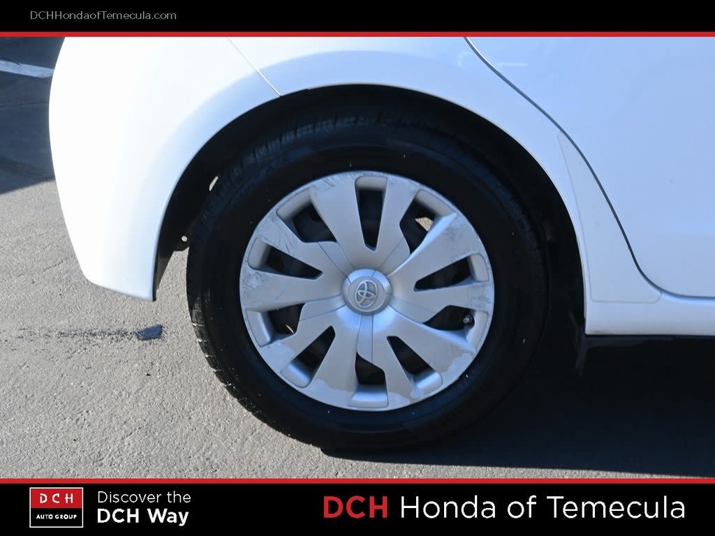 Thumbnail: 2015 Toyota Yaris - 7