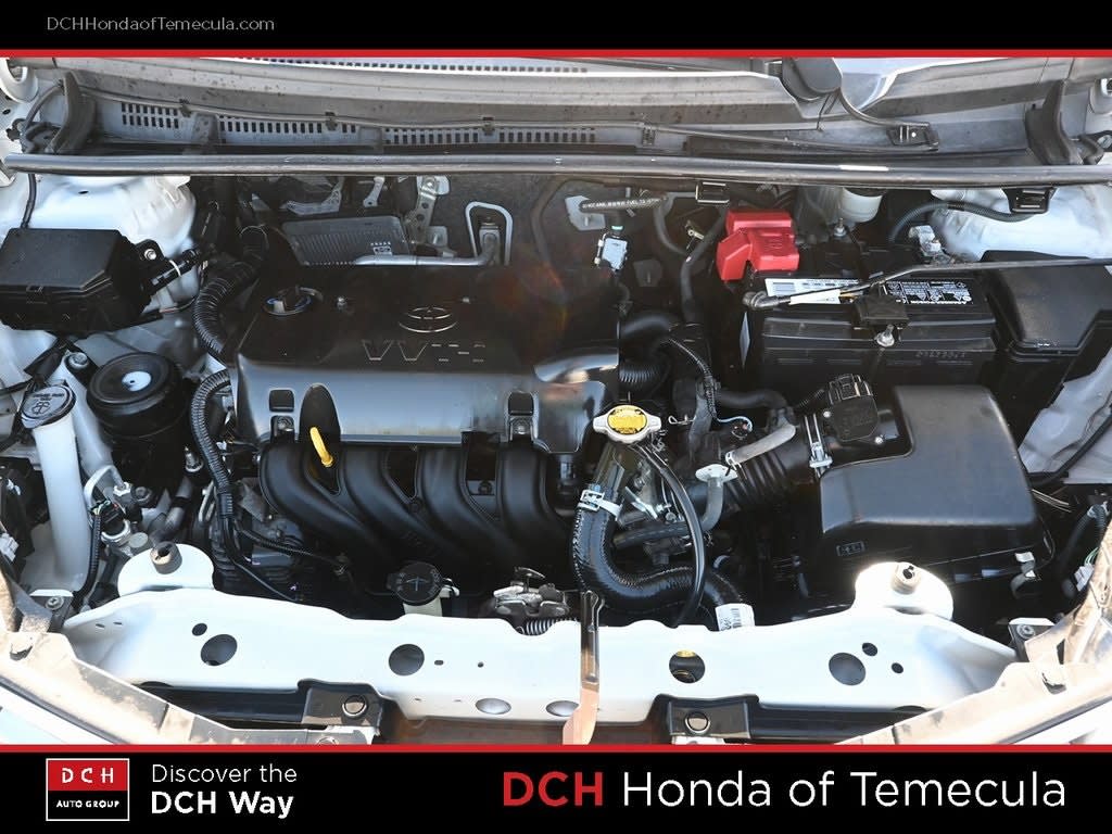 Thumbnail: 2015 Toyota Yaris - 8