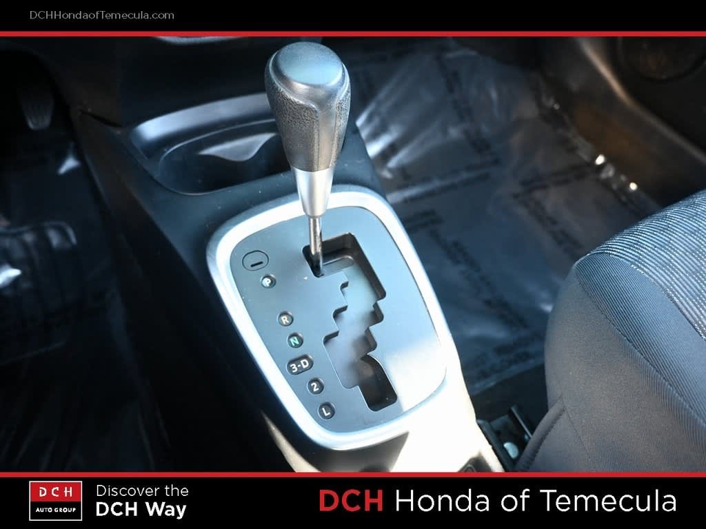 Thumbnail: 2015 Toyota Yaris - 13