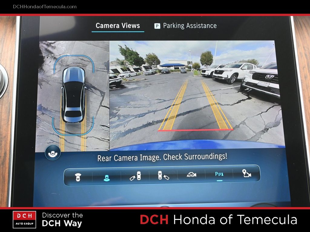 Thumbnail: 2023 Mercedes-Benz C-Class - 20