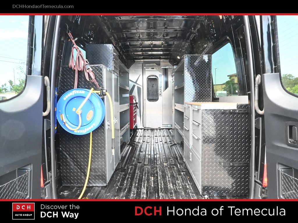 Thumbnail: 2020 Mercedes-Benz Sprinter - 6