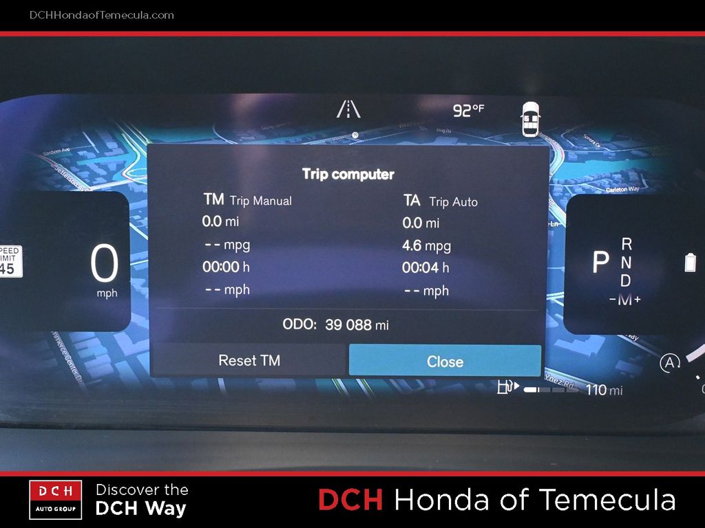 Thumbnail: 2023 Volvo XC40 - 12