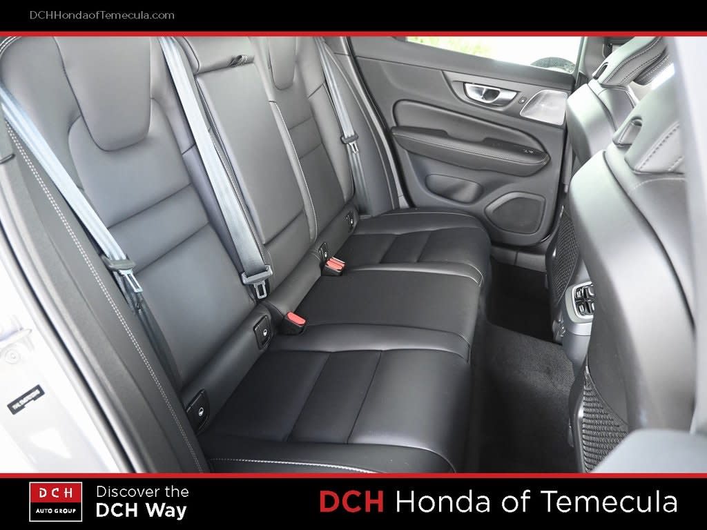 Thumbnail: 2024 Volvo V60 - 26