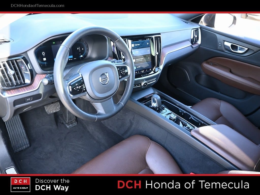 Thumbnail: 2024 Volvo V60 - 2