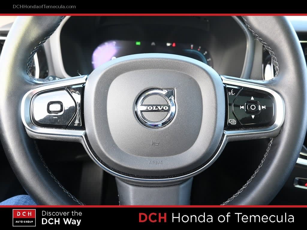 Thumbnail: 2024 Volvo V60 - 18