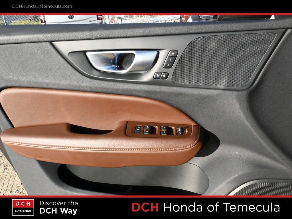 Thumbnail: 2024 Volvo V60 - 20