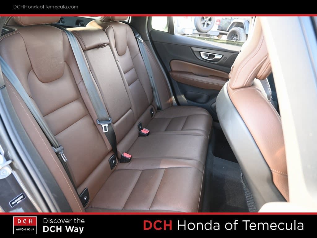 Thumbnail: 2024 Volvo V60 - 22