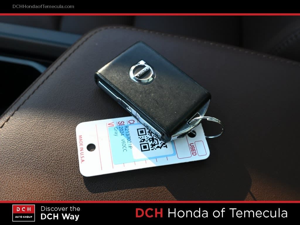 Thumbnail: 2024 Volvo V60 - 14