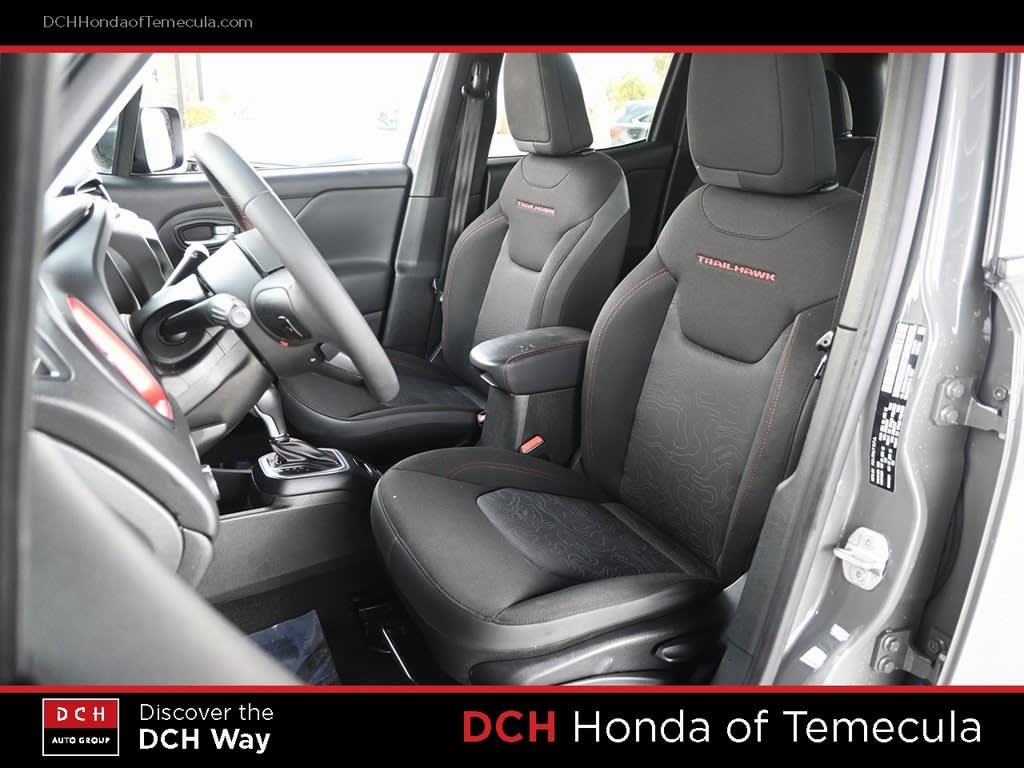 Thumbnail: 2023 Jeep Renegade - 9