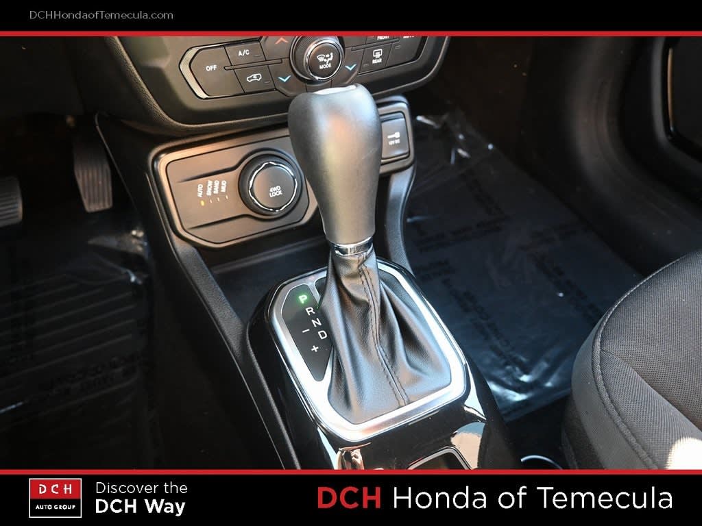 Thumbnail: 2022 Jeep Renegade - 12