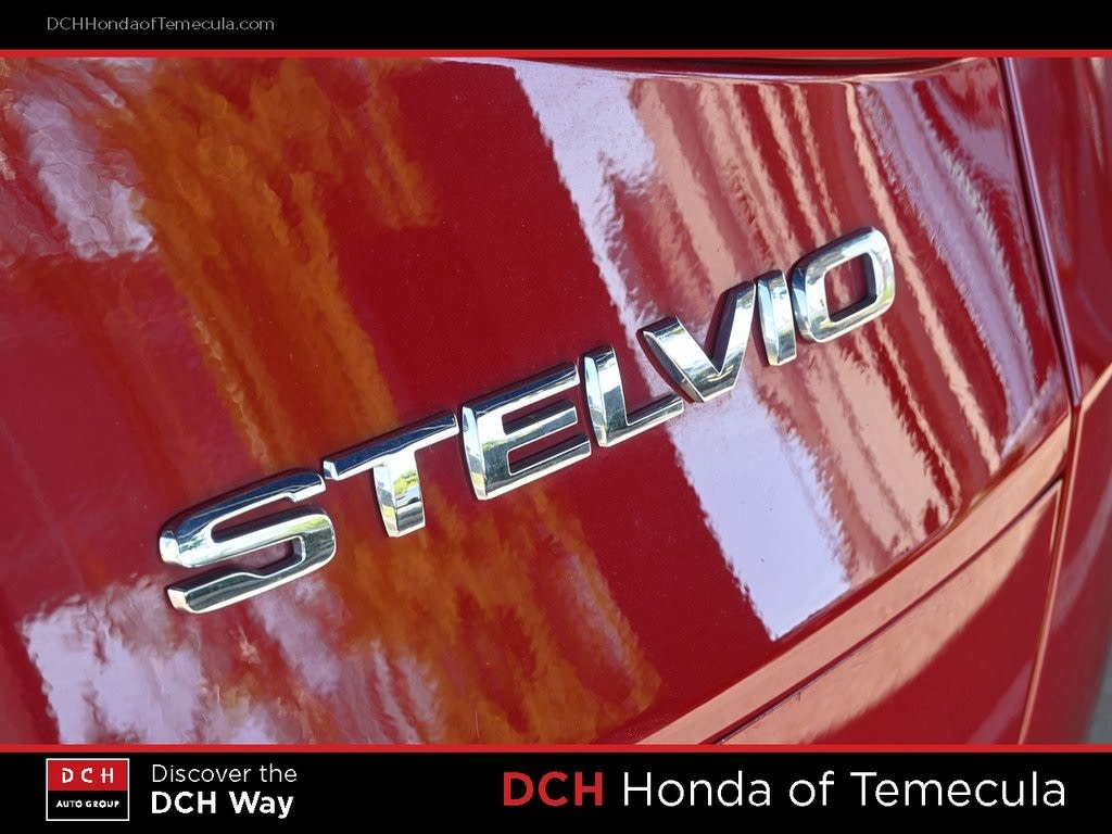 Thumbnail: 2023 Alfa Romeo Stelvio - 6
