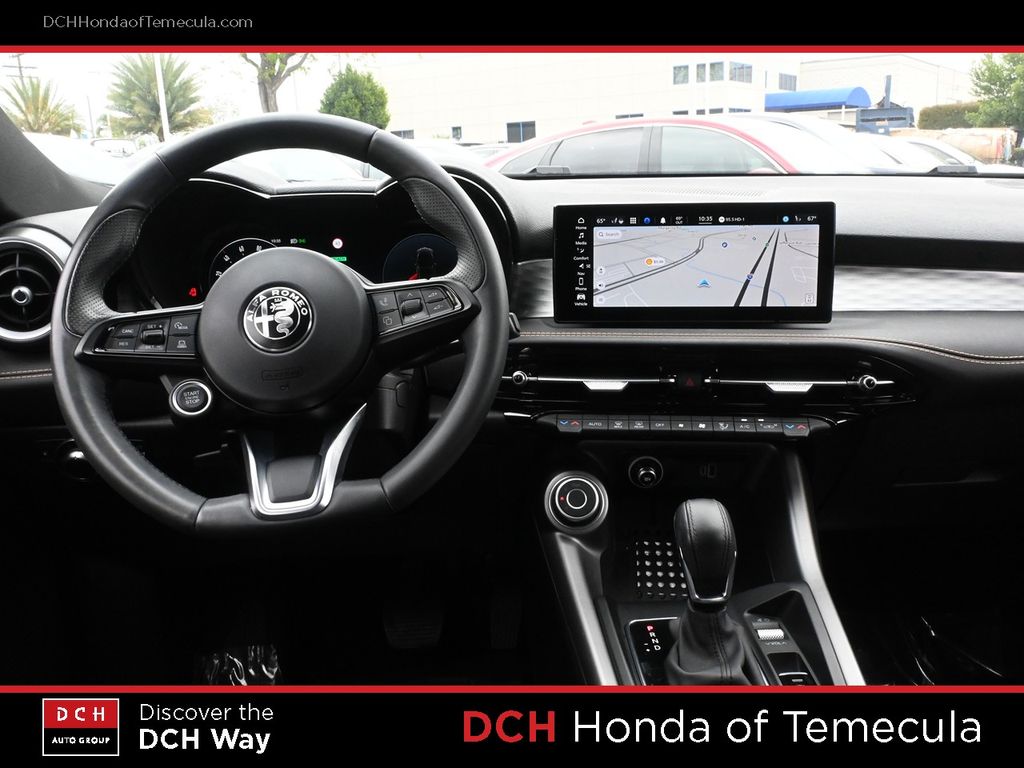 Thumbnail: 2024 Alfa Romeo Tonale - 2