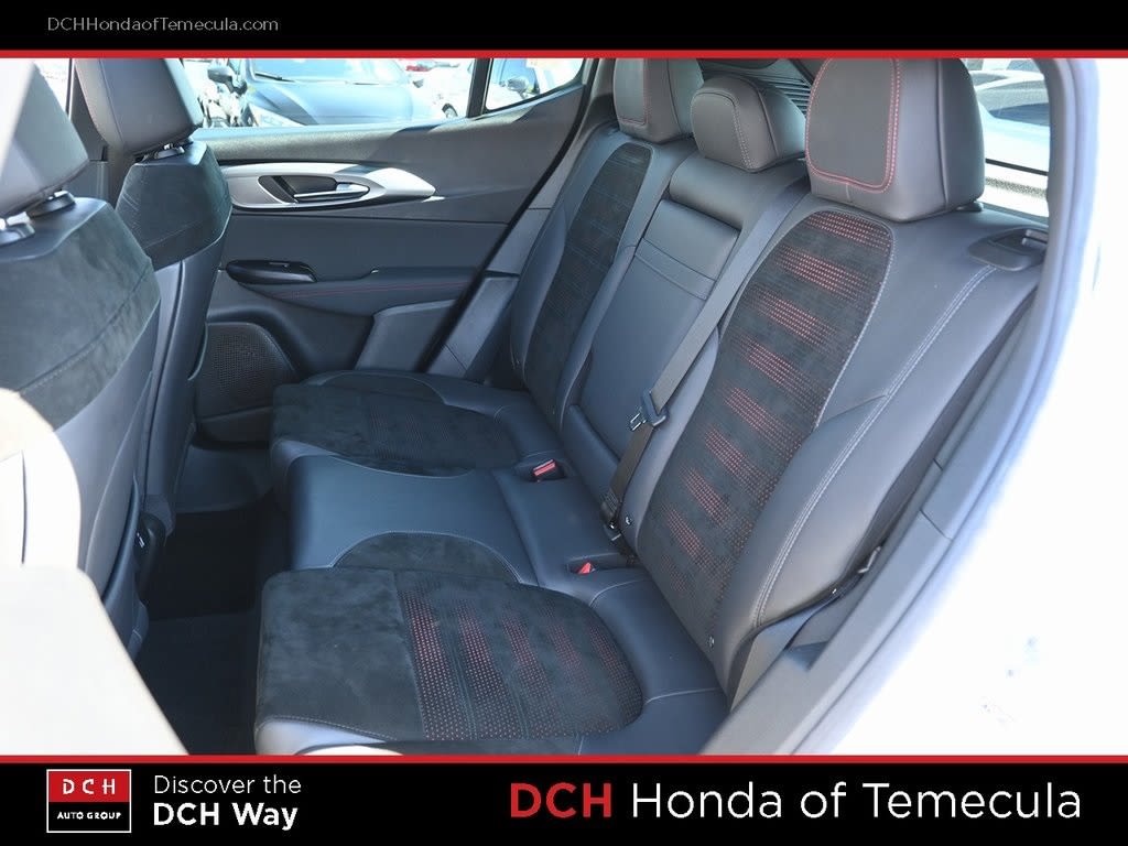 Thumbnail: 2024 Alfa Romeo Tonale - 12