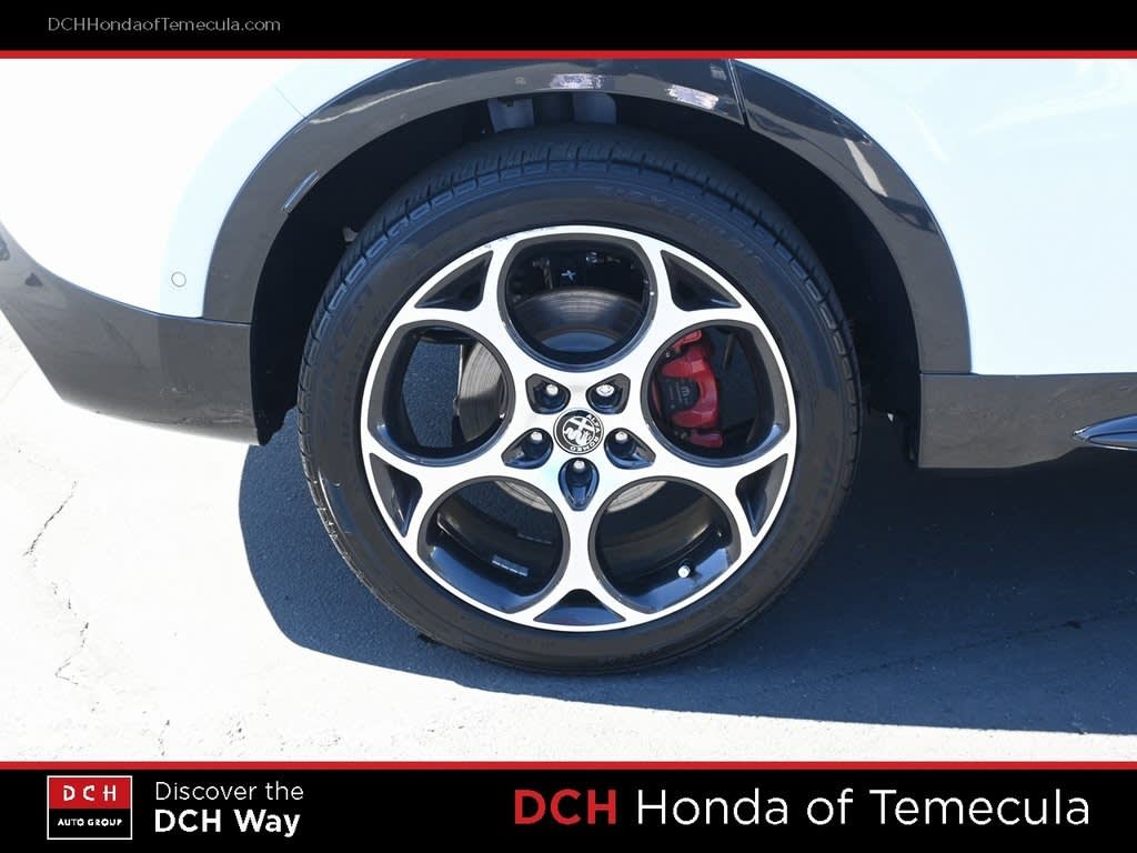 Thumbnail: 2024 Alfa Romeo Tonale - 7