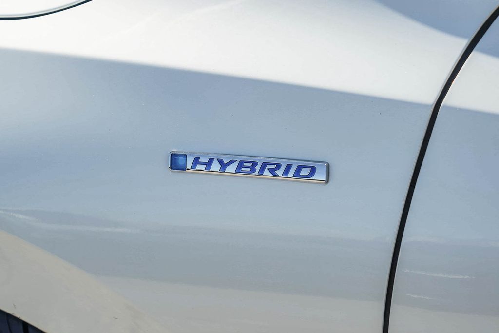 Thumbnail: 2022 Honda Insight - 6