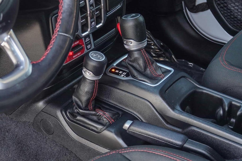 Thumbnail: 2021 Jeep Wrangler - 13