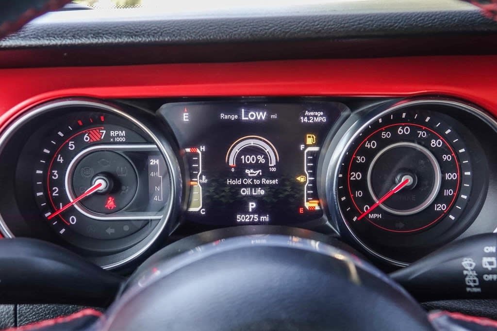 Thumbnail: 2021 Jeep Wrangler - 14