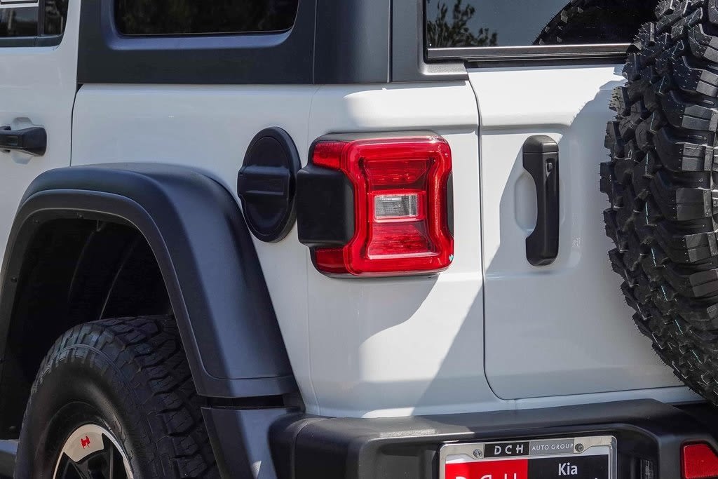 Thumbnail: 2021 Jeep Wrangler - 20