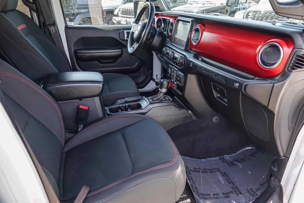 Thumbnail: 2021 Jeep Wrangler - 9