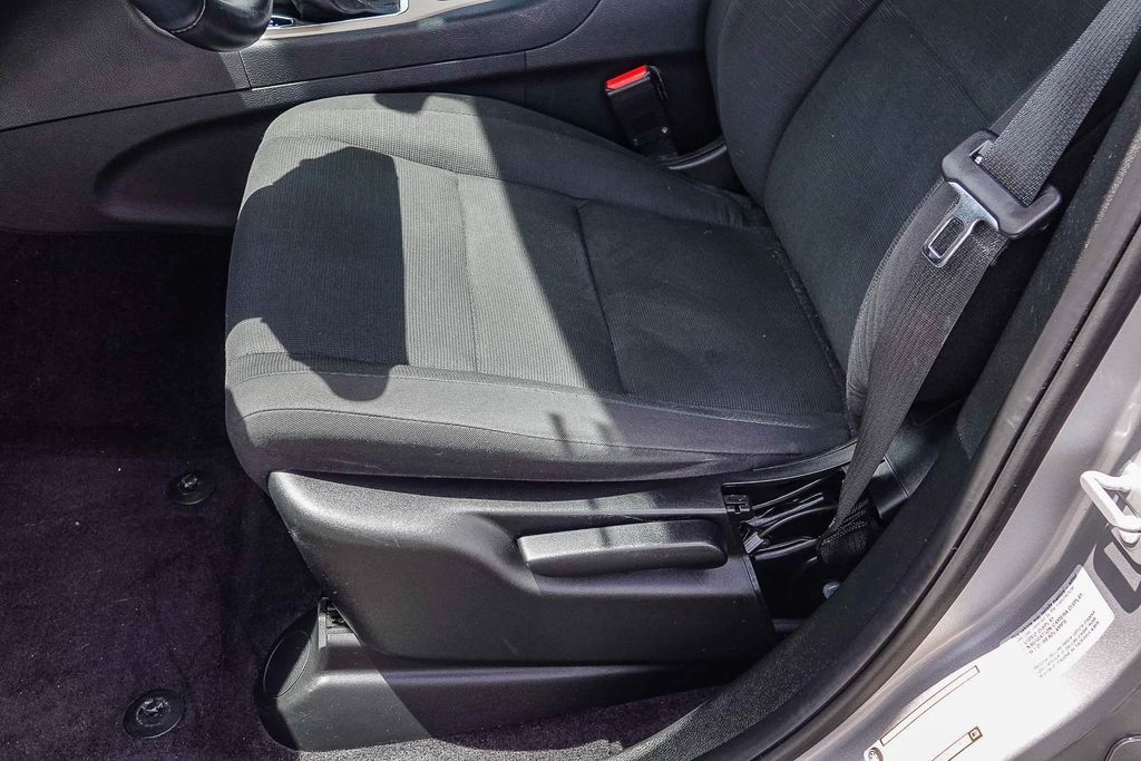 Thumbnail: 2017 Jeep Grand Cherokee - 24