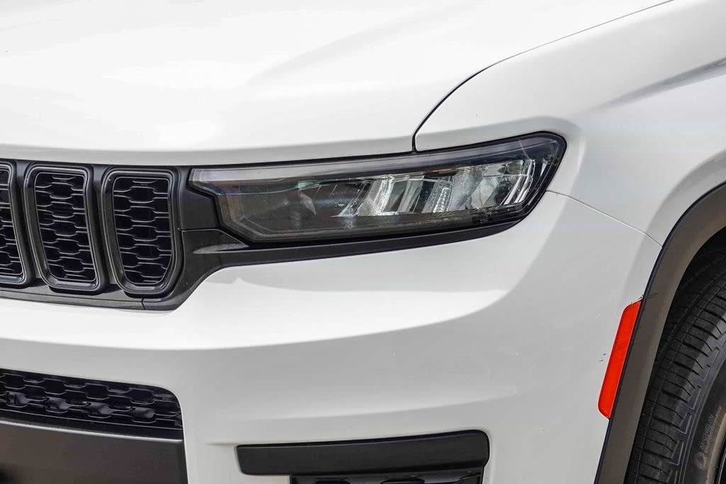 Thumbnail: 2024 Jeep Grand Cherokee L - 20