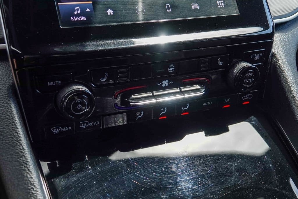 Thumbnail: 2024 Jeep Grand Cherokee L - 26