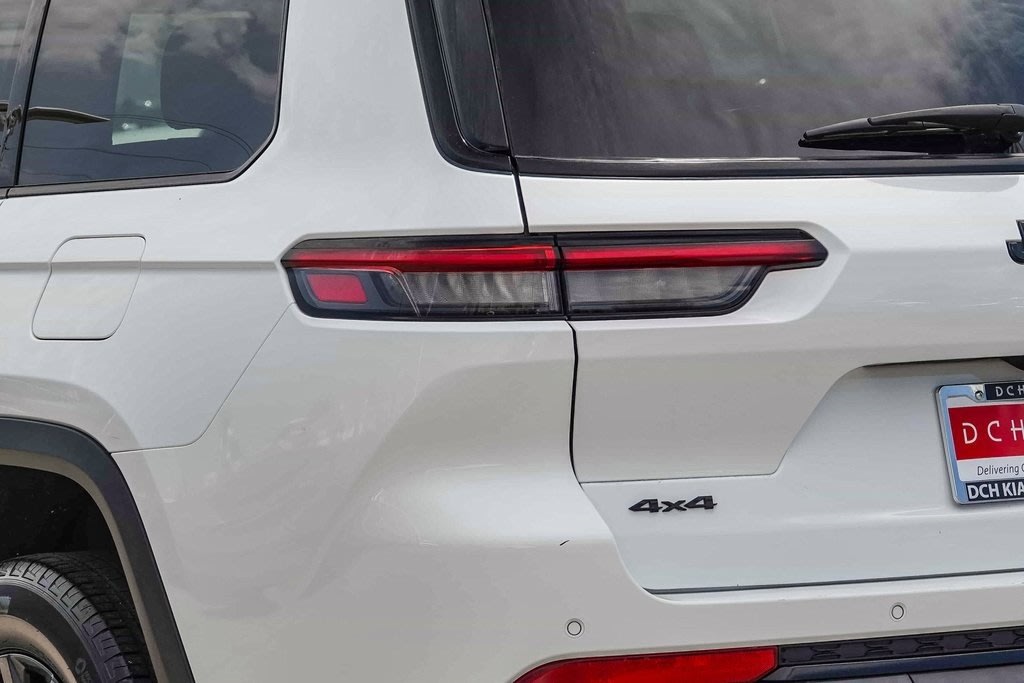 Thumbnail: 2024 Jeep Grand Cherokee L - 19