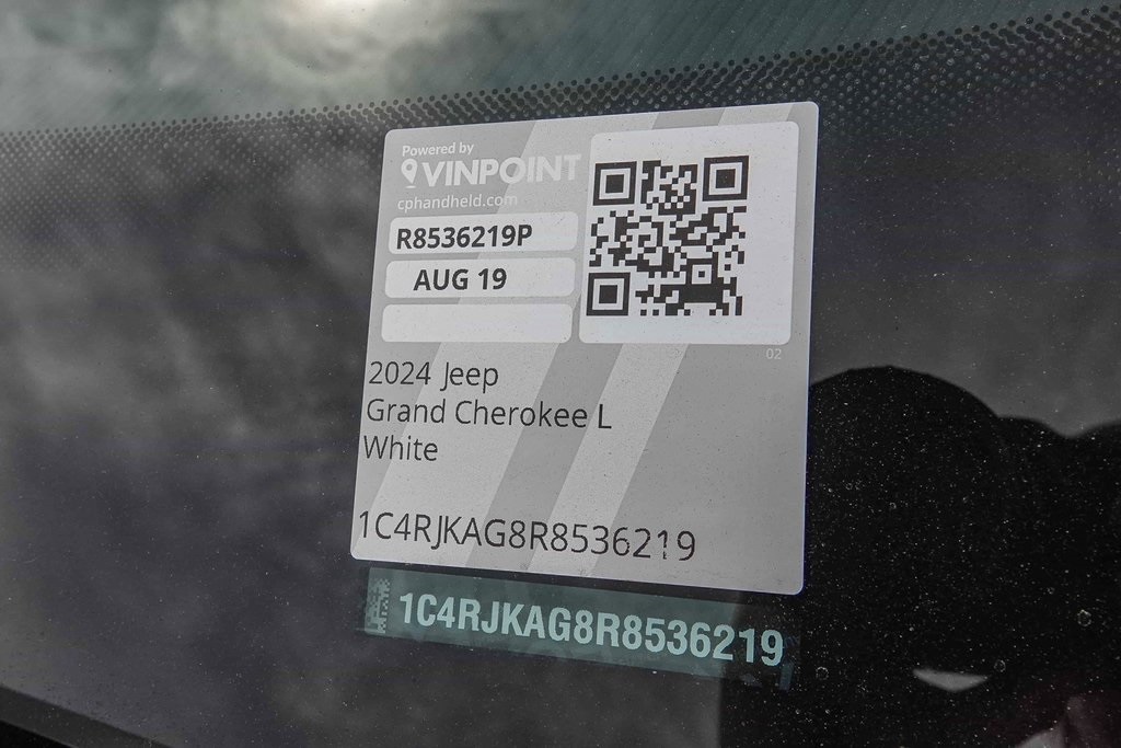 Thumbnail: 2024 Jeep Grand Cherokee L - 29