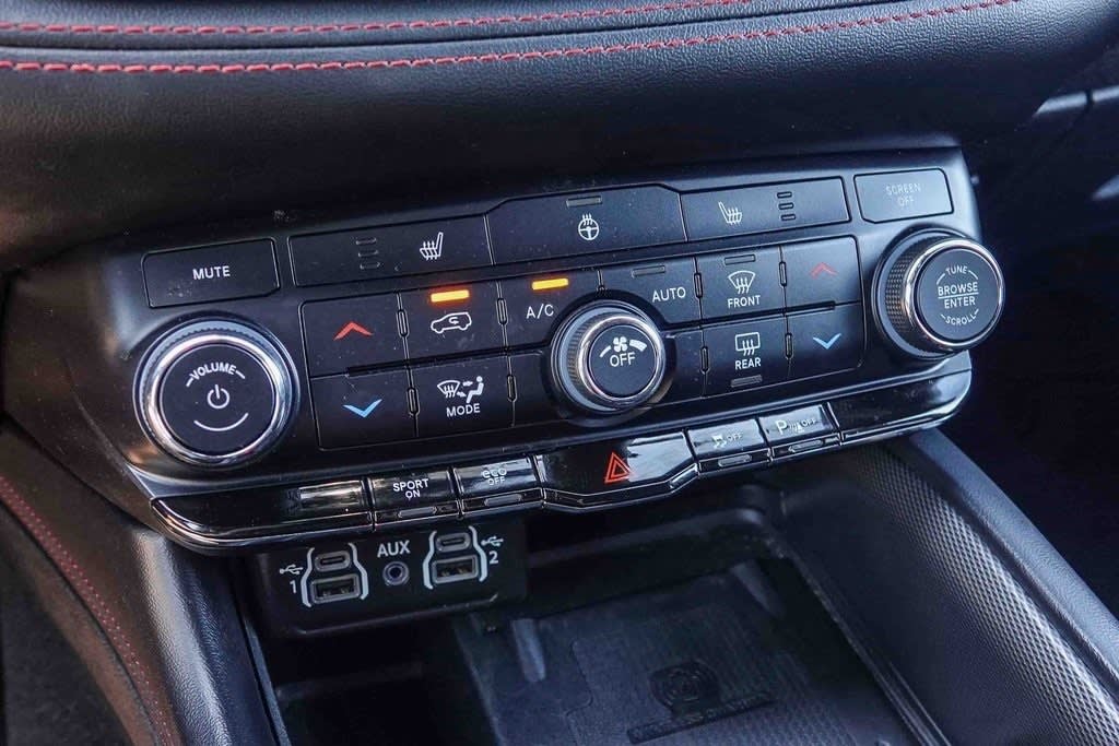 Thumbnail: 2024 Dodge Durango - 23