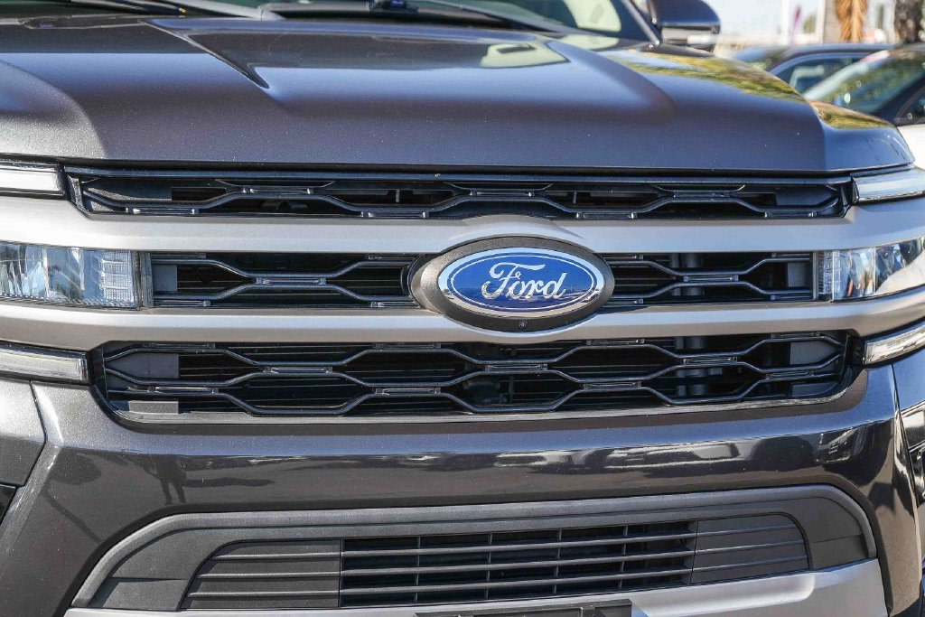Thumbnail: 2023 Ford Expedition MAX - 18