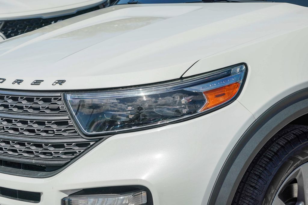 Thumbnail: 2022 Ford Explorer - 20