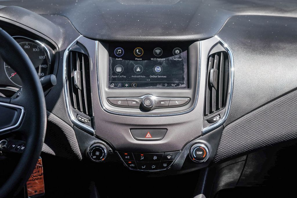 Thumbnail: 2019 Chevrolet Cruze - 12