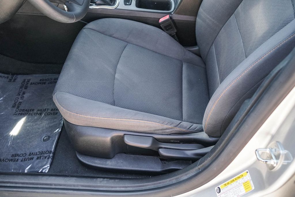 Thumbnail: 2019 Chevrolet Cruze - 24