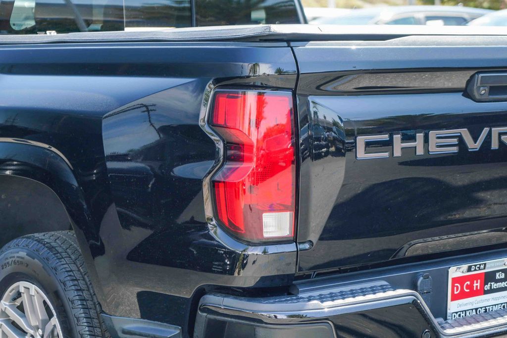Thumbnail: 2023 Chevrolet Colorado - 11